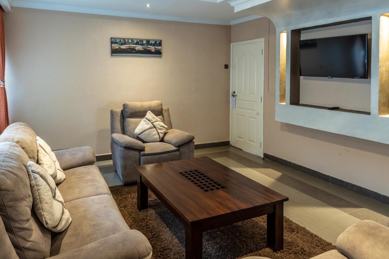 Hotel Waterbuck Nakuru Zewnętrze zdjęcie